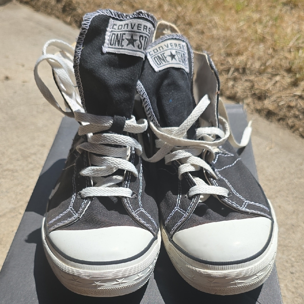 Converse Mens Black and White Sneakers